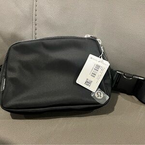 lululemon athletica Men's Black Belt Bag